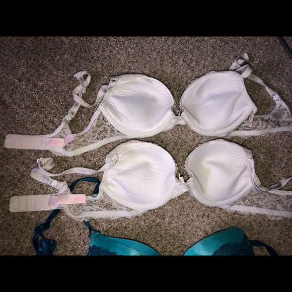 Victoria’s Secret 32B - Picture 6 of 6